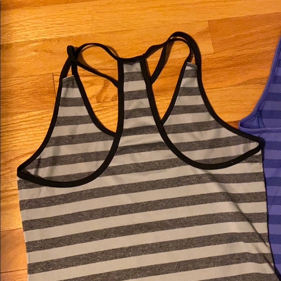Two New Balance Women’s Tank Tops. XS - Picture 5 of 6